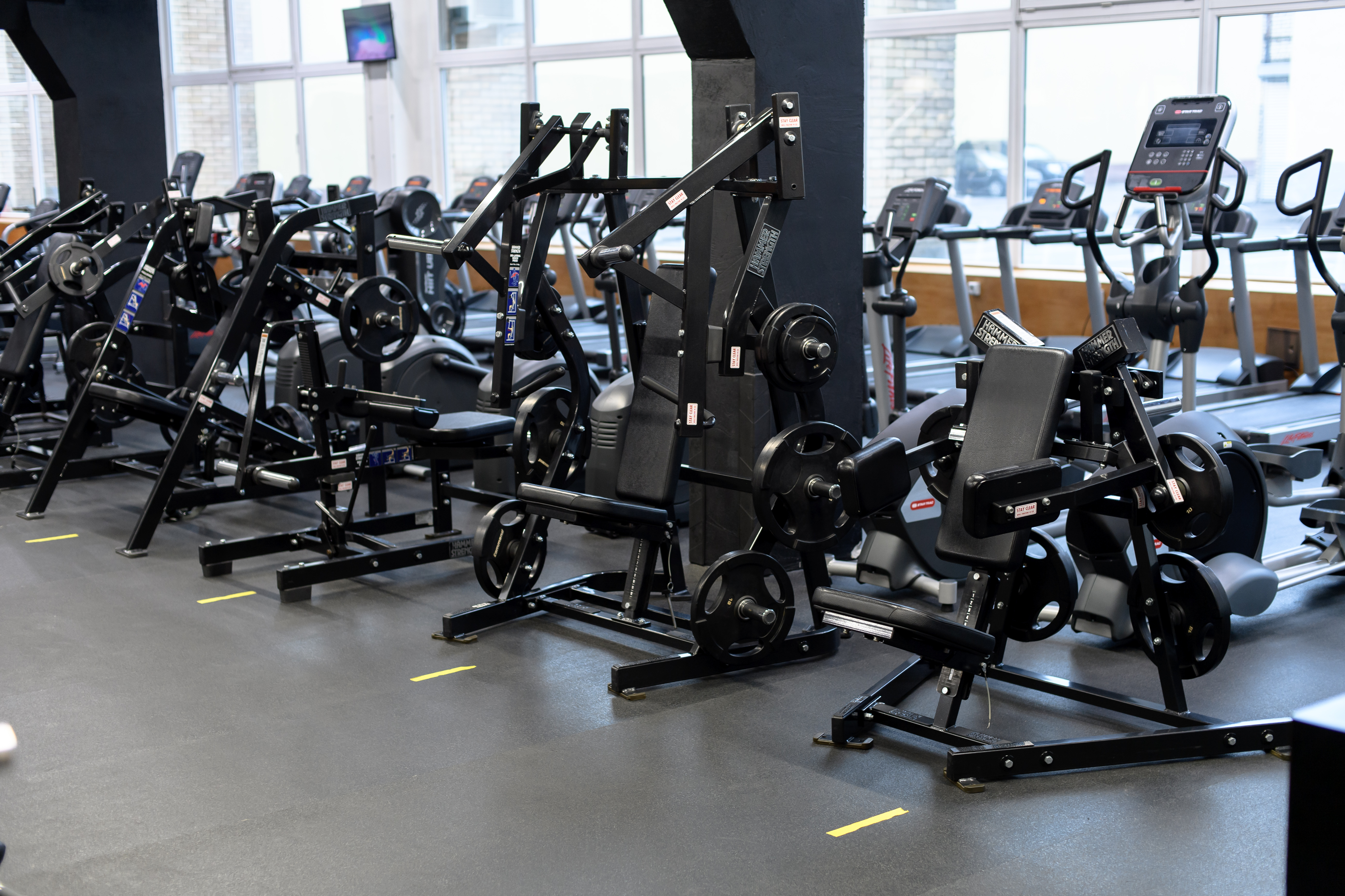 Зона премиальных тренажеров