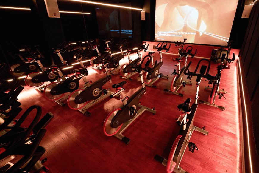 Студия сайкла Les Mills