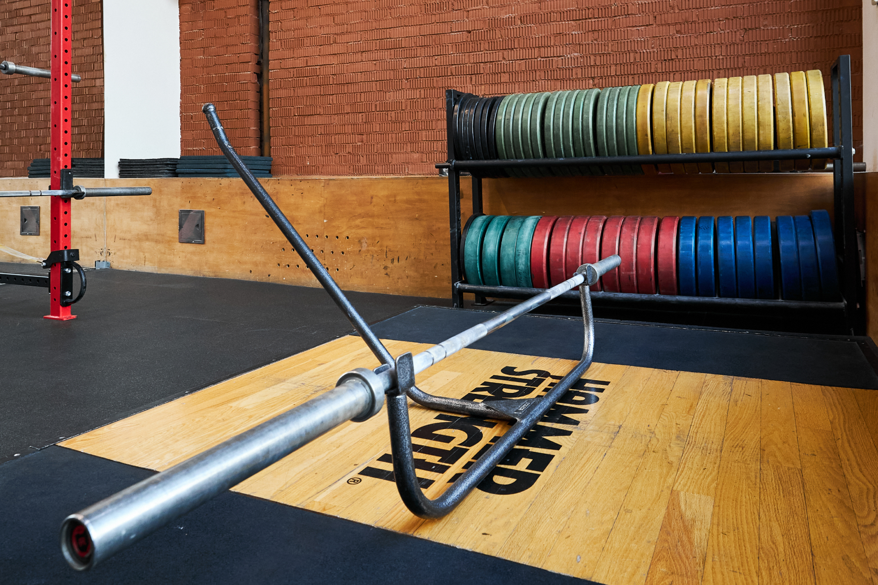 Пауэрлифтинг в Powerhouse Gym Сокол