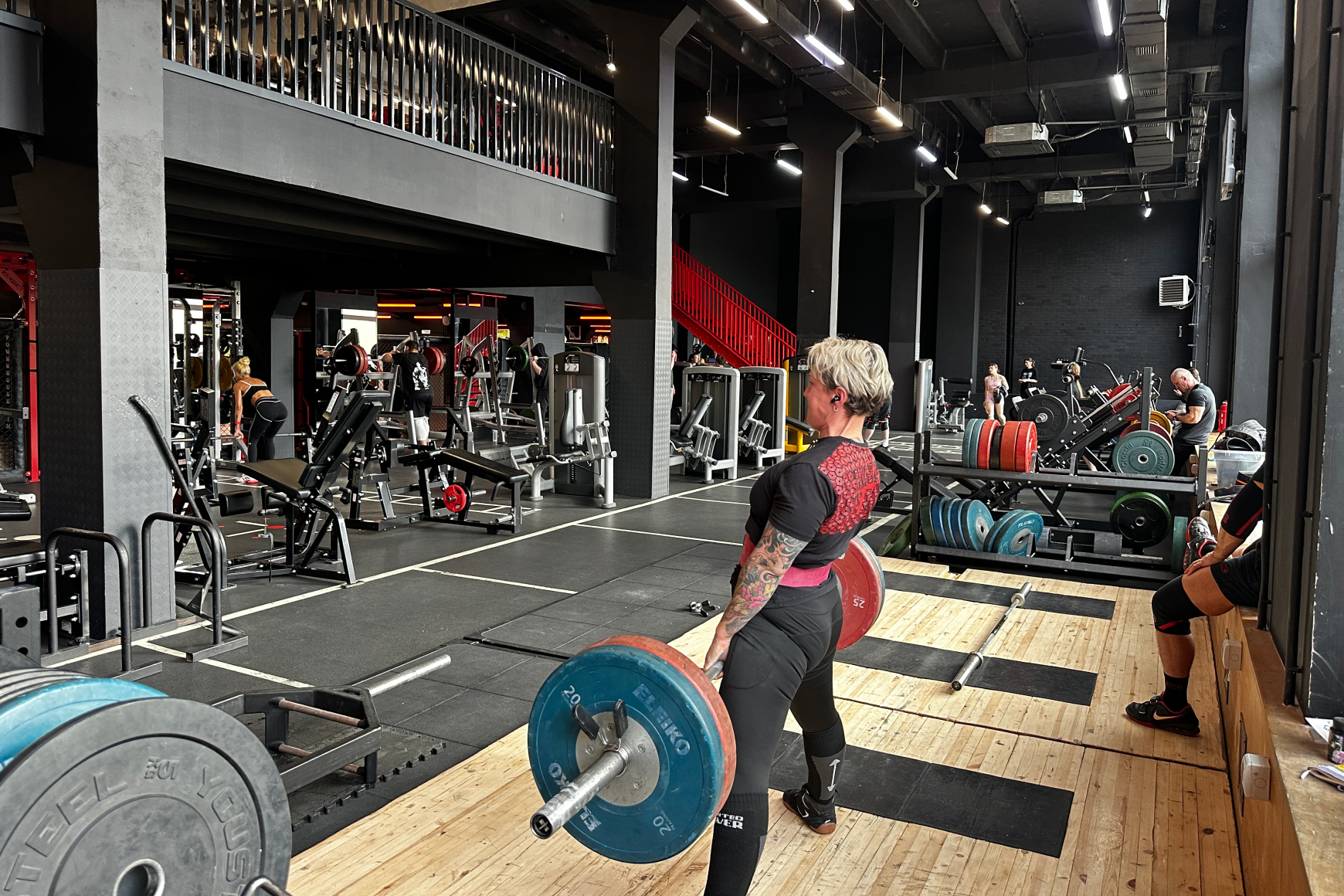Пауэрлифтинг в Powerhouse Gym Сокол