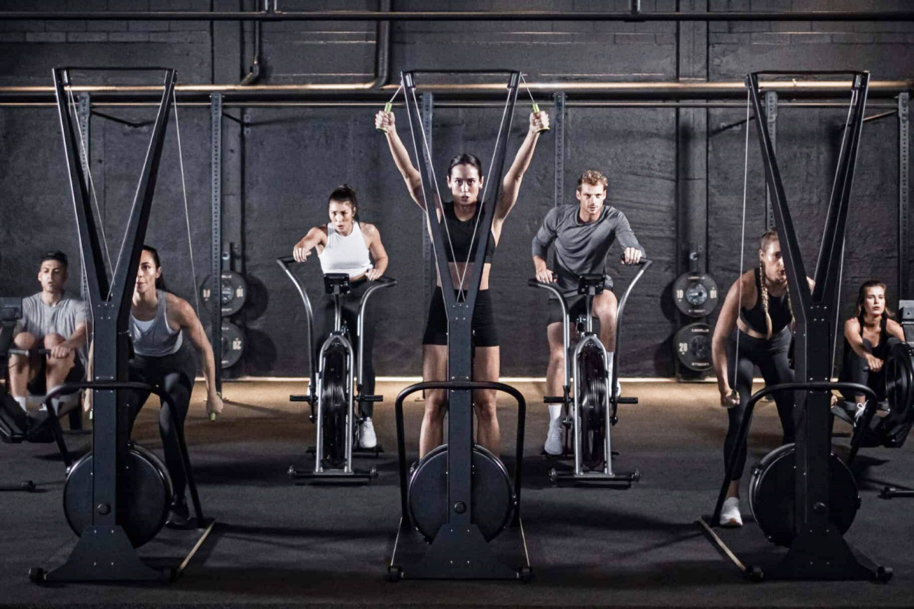 Групповые тренировки в Powerhouse Gym Сокол